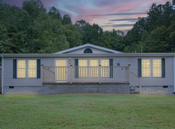 75 Cub Court, Prestonsburg, KY 41653