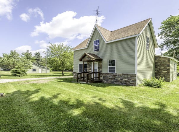 2649 Sherman Road, Applegate, MI 48401