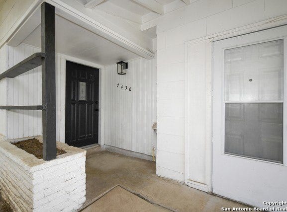 7430 Stagecoach Ln, San Antonio, TX 78227