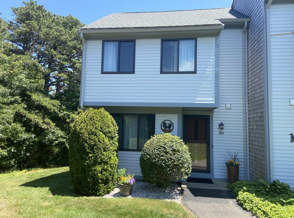 104 Chestnut Circle, Brewster, MA 02631