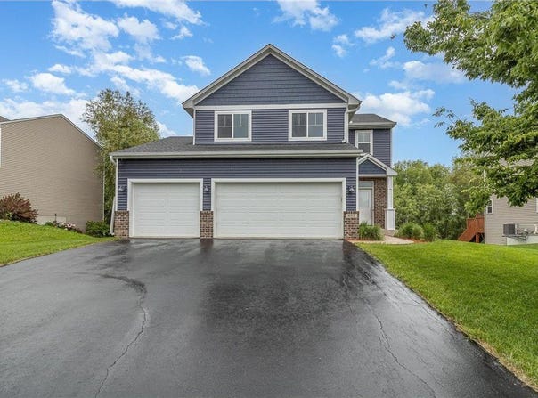 657 Golden Oak Street NE, Lonsdale, MN 55046