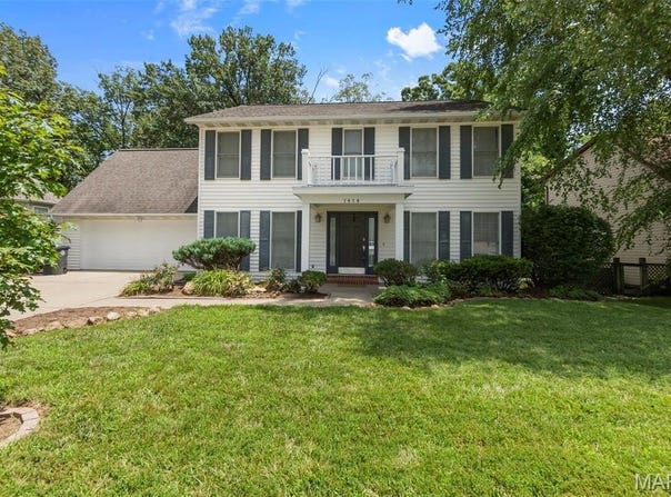 1414 Amblewood Drive, Cape Girardeau, MO 63701