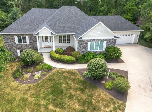 2620 Ladue Cove, Fort Wayne, IN 46804-2744