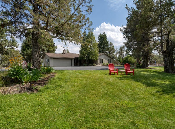 62245 Cody Road, Bend, OR 97701