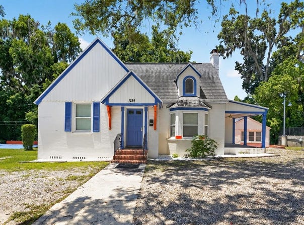 1254 SW 9TH Road, GAINESVILLE, FL 32601