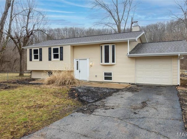 5604 Mark Trail, House Springs, MO 63051