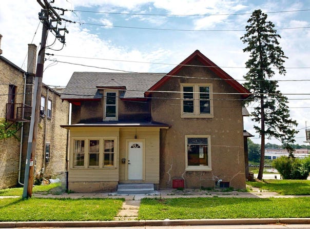 204 Wisconsin Drive, Jefferson, WI 53549-1457