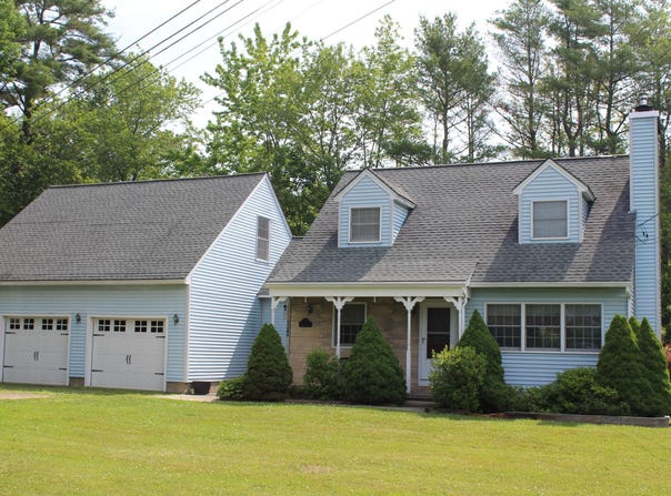 3 Boothby Lane, Farmingdale, ME 04344