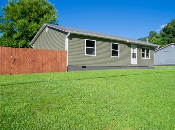 1512 Meadowbrook Road Road, Vanceburg, KY 41179