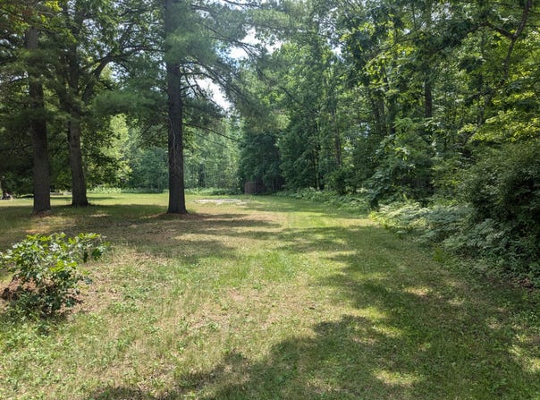 002 Caberfae Highway, Manistee, MI 49660