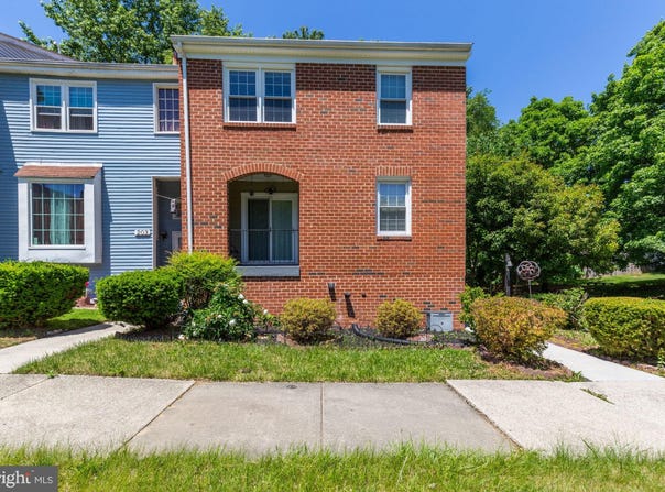 201 CASTLETON Place, UPPER MARLBORO, MD 20774
