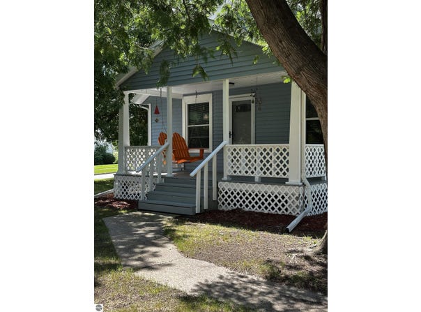 1211 W Pickard Street, Mt Pleasant, MI 48858