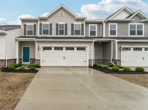 1209 Elowen Way, Green, OH 44685