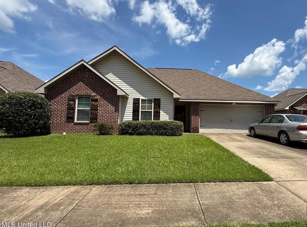 621 Lexington Drive, Florence, MS 39073