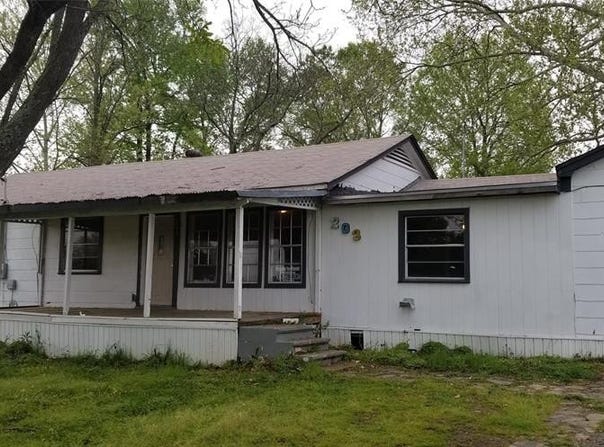 203 N Main Street, Blanchard, LA 71107