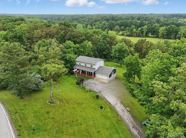 425 Cedar Lane, Wentzville, MO 63385