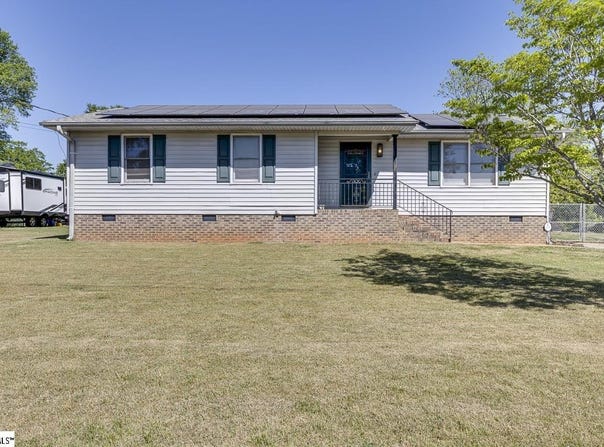 2 Wilson Avenue, Liberty, SC 29657