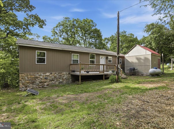 GREAT CACAPON, WV 25422