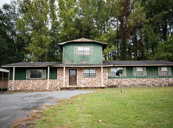 100 White Hall Road, White Hall, AR 71602