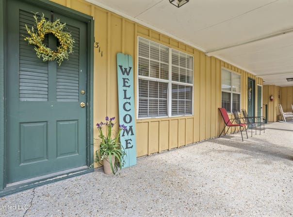 3310 Washington Avenue, Pascagoula, MS 39581