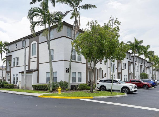 4331 SW 160th Avenue, Miramar, FL 33027