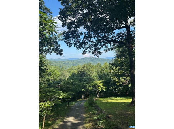 1950 LOCUST HOLLOW RD, CHARLOTTESVILLE, VA 22903