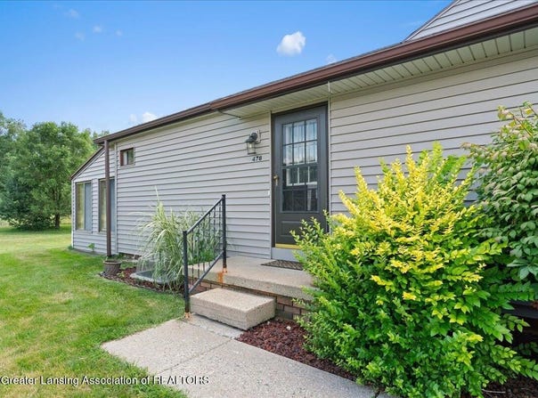 478 Red Cedar Boulevard, Williamston, MI 48895