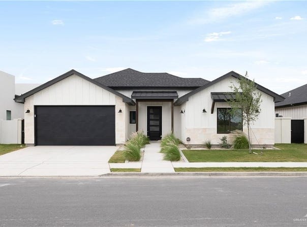 3505 E Noronha Drive, Edinburg, TX 78542