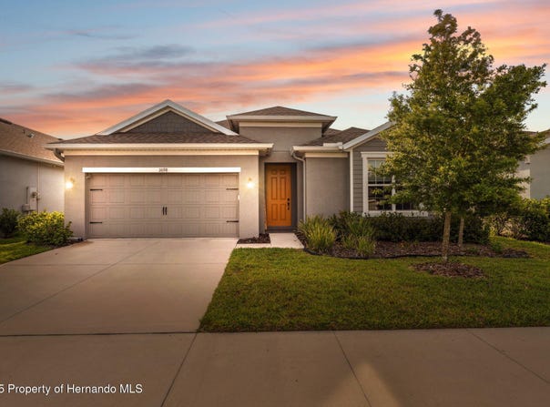 1098 Old Windsor Way, Spring Hill, FL 34609