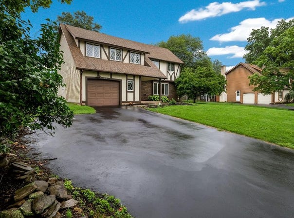 1813 ROAN DR, WARRINGTON, PA 18976
