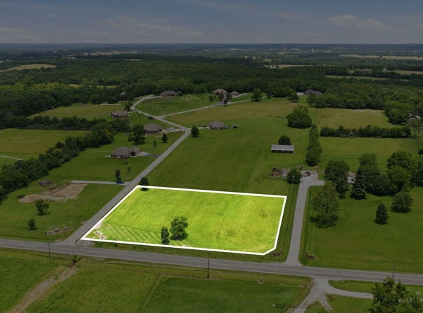 S 154th Road, Bolivar, MO 65613