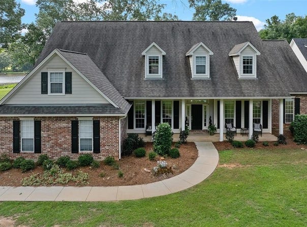 3215 Cypress Village Drive, Benton, LA 71006