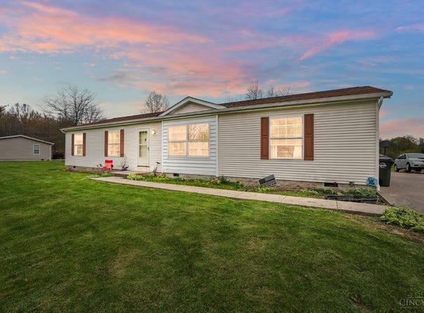 4222 East Fork Hills Drive, Williamsburg Twp, OH 45103
