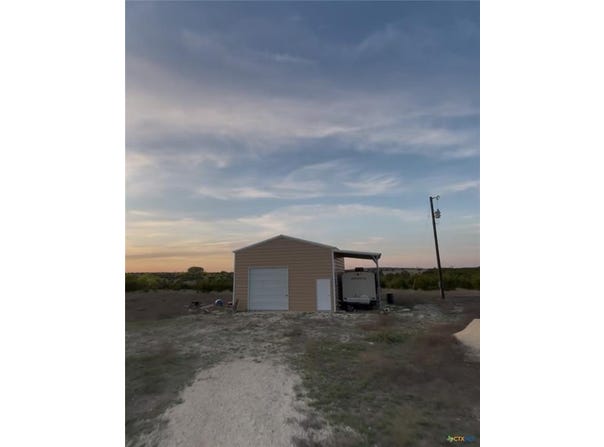 815 County Road 2080, Lometa, TX 76853