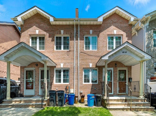 42-19 214th pl, Bayside, NY 11361