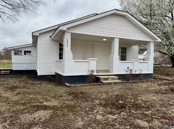 1877 Oak Drive, Boaz, AL 35956