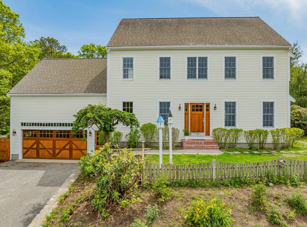 73 Westmoreland Drive, Falmouth, MA 02540