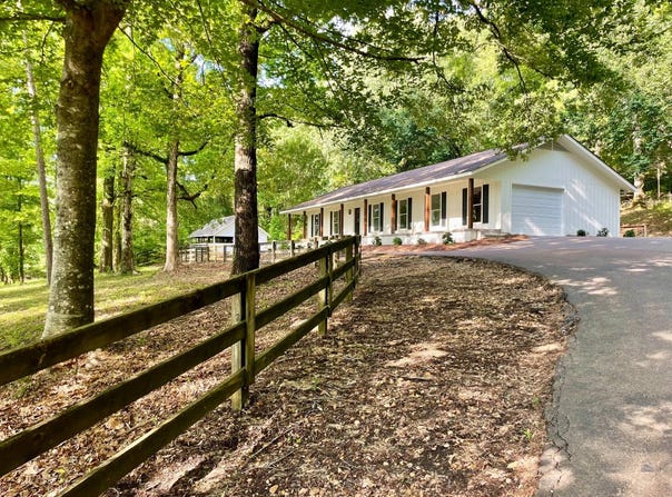 2638 Perry Road, Grenada, MS 38901