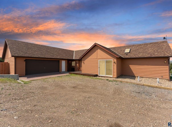 24269 State 50 Hwy, Chamberlain, SD 57325