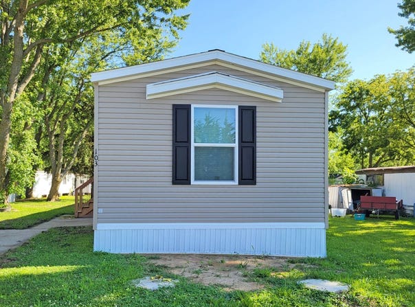 2404 N 8th St, Red Oak, IA 51566