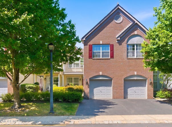 113 Persimmon Lane, Holmdel, NJ 07733