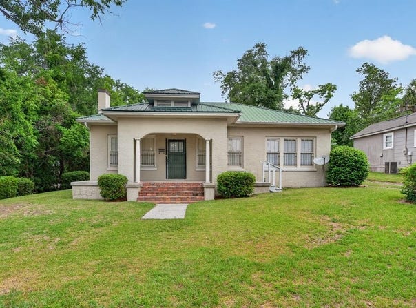 417 E Sellers St, Douglas, GA 31533