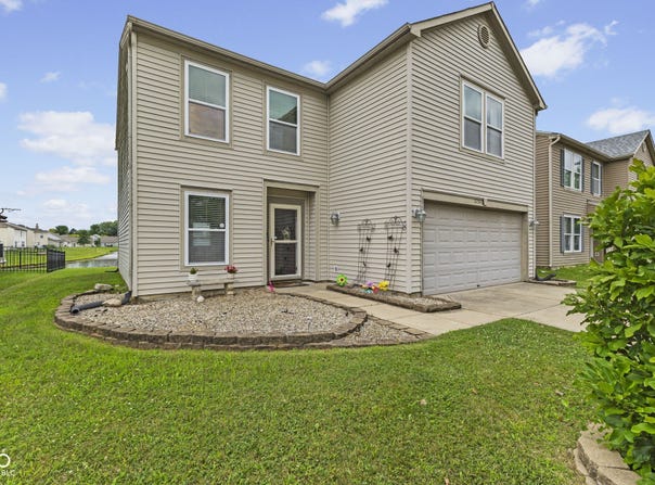 2230 Cedarmill Drive, Franklin, IN 46131
