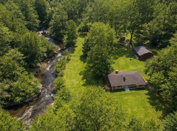 5197 M 18, Gladwin, MI 48624