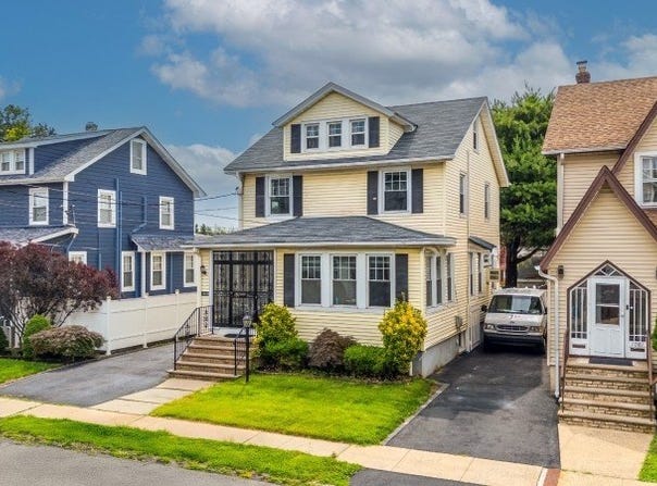 1083 Overlook Ter, Union Twp., NJ 07083-3607