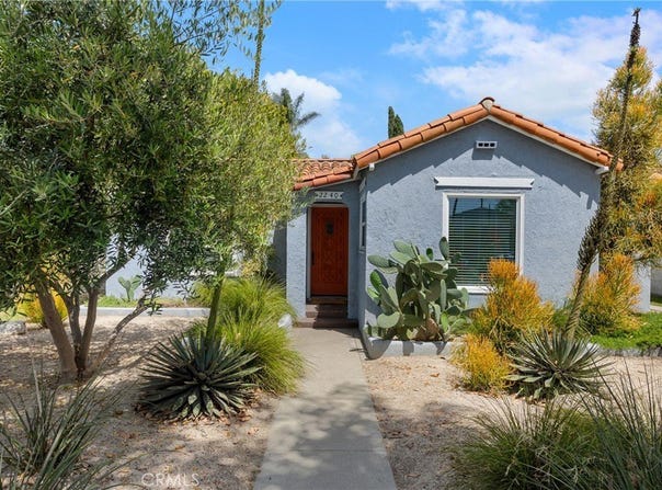 2240 Eucalyptus, Long Beach, CA 90806