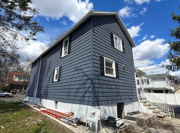 210 CHERRY ST, DURYEA, PA 18642