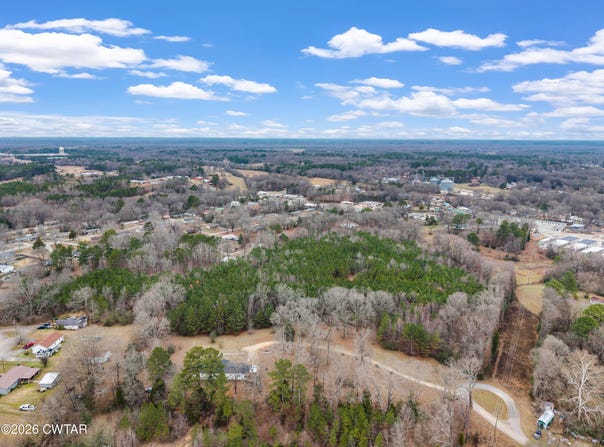 Sheila Drive, Henderson, TN 38340