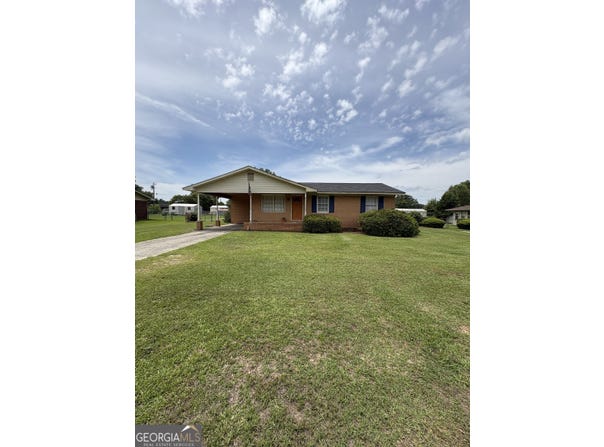 426 Moye Drive, Sandersville, GA 31082