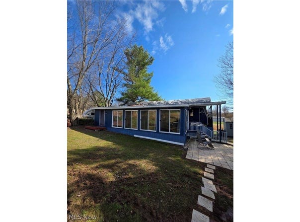 2353-2354 Norman Path, Senecaville, OH 43780